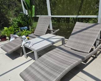 Loungers