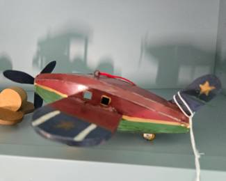 VTG Metal Plane