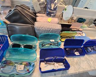 Eyeglasses