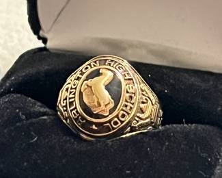 Amazing 10k high school ring