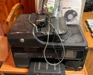 HP printer with cartridges