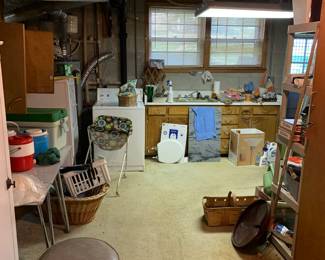 a view of the garage