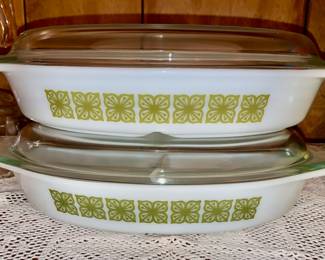 Vintage Pyrex divided dishes with lids
