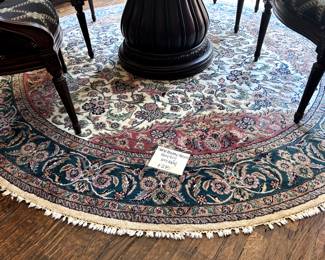 Persian Hand-knotted 6 ft. Round Rug