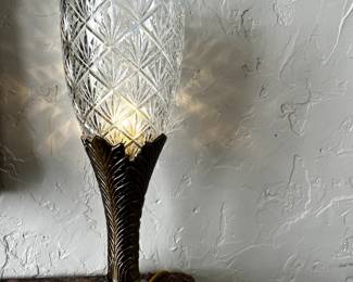 Beautiful handcut lead crystal lamp