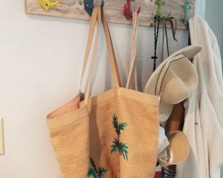 Anchor hall rack