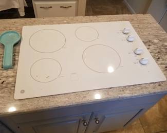 GE electric cooktop