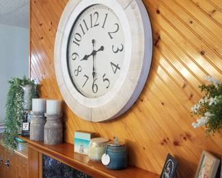 Large wall clock