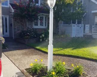Landscaping; edging pavers