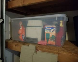 Garden & pest supplies