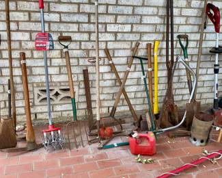 yard tools 