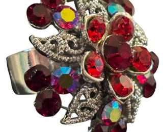 Large Rhinestone Flower Fashion Ring