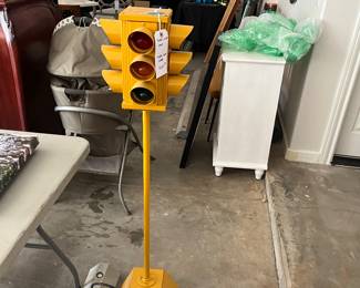 Traffic light floor lamp