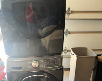 Stackable washer and dryer
