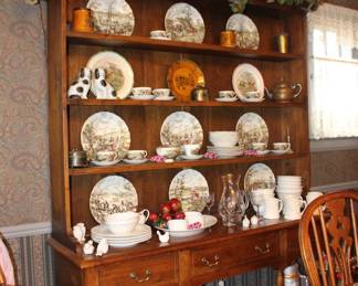Ethan Allen Hutch China