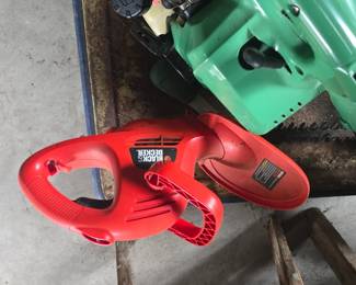 Black and Decker Hedger