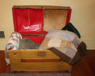 Trunk and Quilt