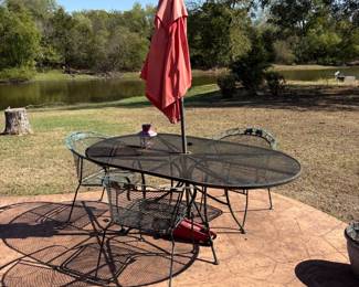 patio table and chairs
