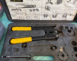 pex crimp tool set