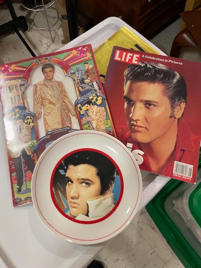 Elvis collectibles and music