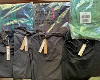 Large selection of new/tagged women’s clothing by Skims, Lands’ End, Spanx, L.L. Bean, and others.