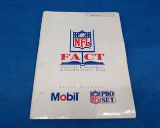 Lot 233. 1992 Pro Set NFL cards