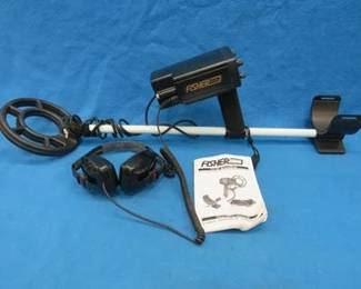 Lot 13. Fisher CZ-20 Quick Silver submersible underwater metal detector. Includes manual and case.