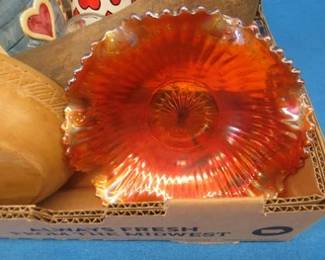 Lot 317. Carnival glass bowl, wooden bowl, 1954 pinback, and more