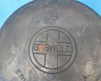 Lot 44. #8 Griswold 9 inch cast iron frying pan