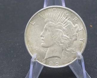 Lot 19. 1922 P Peace Silver Dollar