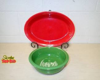 Fiestaware Scarlet Red Medium Platter and Fiestaware Green Bowl, Vintage Homer Laughlin Fiestaware