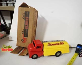 Vintage Press Steel Structo 66 Gas Tanker Truck, Excellent Condition with Original Box