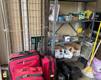 luggage, misc, trundle bed