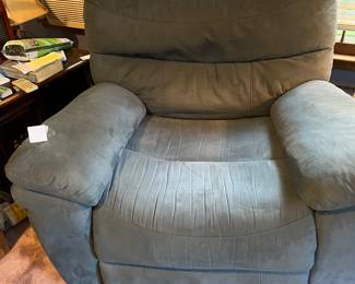 Recliner chair $75 obo