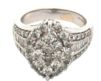 Glamorous Diamond Ring