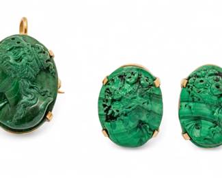 Lot 66
Carved Portraits in Malachite And Gold Earrings And Pendant 1940, 14 g 3 PCS