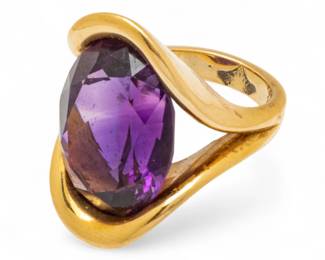 Lot 25
14K Gold And Amethyst Ring, Size 7.25 33 g