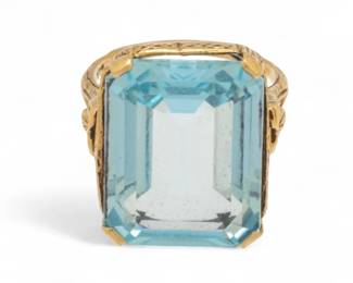 Lot 27
14k Yellow Gold And Topaz(18 X 13mm) Ring, 14K 1950, Size 7 9 g 1 PC