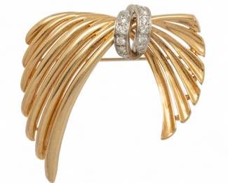 Lot 45
Dankner 14K Yellow Gold And Diamond Brooch 1950, W 1.7" 17 g 1 PC