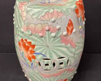 Chinese Famille Rose Porcelain Garden Stool