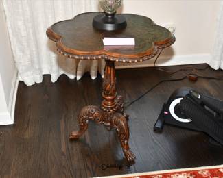 099Living Room