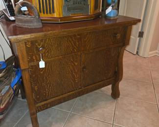 Antique wash stand