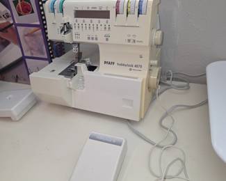 PFAFF hobbylock 4870 serger sewing machine.&nbsp;