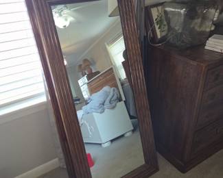 Set of mirrors for dresser