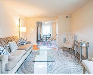 Living room set, everything must go. Lamp, chairs, side tables, glass table, couch