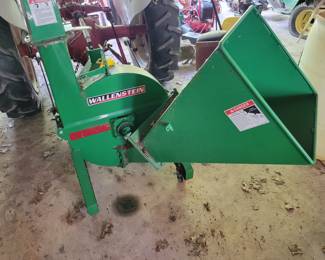 Like New chipper