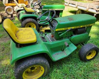 Lots of mowers some run some dont