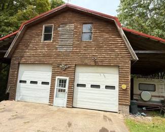 Garage without car