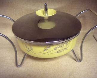 MCM chafing dish        The Jetson's look!!