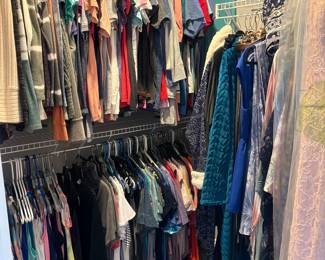 So many CUTE clothes!! Women’s Med/Large/XL
Winter & Summer tops, dresses, slacks, jeans, sweaters & MORE!! 